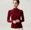 Blusa feminina de malha fina de lã com gola semi-alta e mangas compridas, base de camisa em fio Yangzi de 18 pontos, nova para o outono