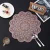 Porta-copo Redondo Vazado Bordado em Renda Toalha de Mesa Mesa de Jantar Tapete Isolante para Tigelas Tecido Ornamentos Decorativos Adereços Venda por Atacado