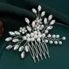 Acessórios de cabelo de noiva mais vendidos transfronteiriços, tiara de flor de pérola, pente de cabelo feito à mão, conjunto de grampos e palitos de cabelo para fotografia de viagem de casamento