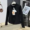 Chaqueta nueva de estilo LU asequible para otoño/invierno con forro polar y cuello alto, diseñada para mantenerte abrigado, con corte ajustado y tecnología de retención de calor de grafeno