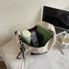 Nueva bolsa de mano linda de estilo japonés con temática de gato, que irradia un ambiente sofisticado, perfecta para mujeres, casual, simple, ligera, adecuada para ir al trabajo, a la moda y versátil como bolso cruzado