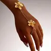 Pulseira de dedo feminina europeia e americana criativa de metal em formato de flor de cinco pétalas, pulseira anel de girassol de nicho