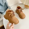 Zapatos para niños, botines estilo Martin para niños, nuevos modelos de otoño e invierno, botines para niñas, botines cortos para bebés niños, estilo británico, cálidos y con forro de felpa, botines amarillos pequeños