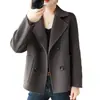Nuevo abrigo de lana de color liso, doble botonadura, para mujer, perfecto para otoño e invierno, con un diseño elegante y versátil, corte holgado y bolsillos, con cuello de solapa estilo traje.