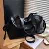 Bolsa Grande Transfronteiriça Moda Outono Feminina Bolsa Feminina de Grande Capacidade Bolsa de Mão Elegante Simples Textura de Couro Macio Bolsa Tote Feminina