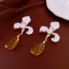 Pendientes de Reloj de Bolsillo Asimétricos con Incrustaciones de Perla de Aguja Plateada y Diamante Pendientes de Botón Exquisitos Retro Franceses con Sentido de Diseño Pendientes de Nicho Venta al por Mayor