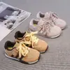 Zapatillas Deportivas para Niñas 2026 Nuevas Primavera y Otoño Infantiles Retro Niños Medianos y Grandes Zapatillas de Skate para Niños Zapatillas de Entrenamiento Casuales Alemanas para Niñas