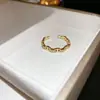 Anillos Vintage con un Toque de Lujo de Nicho, Estilo Retro de Corte, Anillos Florales con Incrustaciones de Diamantes para el Dedo Índice, Joyería Femenina al por Mayor