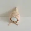 Otoño e Invierno Nuevo Bebé Gorro de Punto con Orejas de Caqui Orejas Cuadros Lindas Atado de Cinta Gorro Cálido de Lana para Bebé