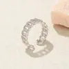 Anillo Minimalista de Superficie Lisa Transfronterizo Europeo y Americano con Diseño de Personalidad Única, Anillo Abierto Ajustable de Lujo Ligero con Diseño Geométrico