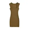 Vestido sexy de estilo clásico sin mangas con cuello cuadrado, vestido tipo camiseta sin mangas, nuevo minivestido bodycon ajustado de moda de verano para mujeres petites