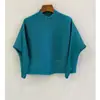 Blusa Plissada Feminina Casual Design de Nicho Manga Morcego Miyake Solta Tamanho Grande Slim-fit Camisa Casaco Curto