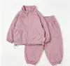 Conjunto de Primavera y Otoño para Niñas, Chaqueta con Cuello Alto y Cremallera Estilo Coreano y Pantalones Jogger, Conjunto Casual Rosa de Dos Piezas para Niños Pequeños