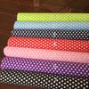 Set de tela de algodón liso de siete colores con lunares, hecho a mano para bricolaje, tela estampada de algodón, patchwork en stock, venta al por mayor 25*25