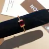 Anel de Ouro Cor da Lua! Anel Oval Simples de Zircônia com um Toque de Luxo de Nicho, Acessório de Mão Versátil Elegante Vintage para Mulheres
