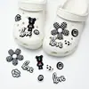 Charms para Zapatos de Cocodrilo de Dibujos Animados Accesorios de Superhéroes Accesorios para Chanclas DIY Charms Desmontables para Zapatos Fabricante de Charms para Zapatos al por Mayor