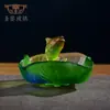 Portaplumas de pez dorado con esmalte de colores y loto hay más adornos para decoración de oficina cada año regalo de cumpleaños inauguración regalo para reunión anual Zen regalo