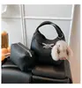Bolso de Mano de Alta Gama de Nicho Nuevo para Invierno 2026 para Mujer, Bolso Cruzado Casual de Moda, Bolso Cubo Versátil para el Trabajo