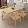 Mesa de jantar nórdica em madeira maciça, design minimalista moderno, estilo de luxo leve, formato retangular, conjunto de mesa e cadeiras estilo japonês, adequado para uso doméstico e apartamentos pequenos