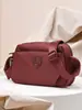 Bolsa transversal de nylon à prova d'água, versátil, casual e moderna para o início da primavera, para mulheres, fashion, de alta qualidade, adequada para viagens e uso diário