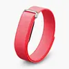 Pulseira Tracker Fitbit Air Sports Sem Tela, Tira de Velcro Air Tecido para Monitoramento de Saúde, Personalizável e Desenvolvível