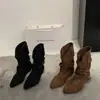 Design de Nicho Novas Botas Curtas Bico Fino Estilo Coreano Outono e Inverno Retrô Versátil Fivela de Cinto Salto Baixo Botas Western Botas de Cano Médio
