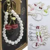 Llavero de Cereza de Moda Retro Europeo y Americano Más Vendido Transfronterizo con un Toque de Alta Gama, Accesorio Colgante de Fruta de Cereza para Bolsa