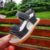 Sandálias para bebê Hansheng de 0 a 1 ano sola de borracha antiderrapante sapatos para criança verão casual sola macia sapatos de bebê sapatos de bebê