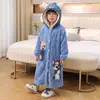 Bata de Coral Fleece para Niños Otoño e Invierno Bata Gruesa con Felpa Plus para Niños Pijamas de Franela para Niños Medianos y Grandes Tiburón