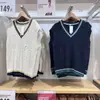 22 Novo Colete Tricotado Versátil de Estilo Preppy de Outono para Casais Masculinos e Femininos 451682