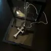 Cadena de Estilo Europeo y Americano con Colgante de Cruz Incrustada de Diamantes para Hombre, Cadena de Suéter con Cruz de Diseño de Nicho de Gama Alta