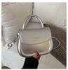 Bolsa de Mão Moda Coreana Inverno 2024 Nova Versátil Ins Elegante Simples de Ombro Transversal Bolsa Sela para Mulheres