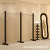 Tienda de Ropa Colgador de Piso a Piso Acero Inoxidable Negro para Hombre Estante de Exhibición Estante de Exhibición para Tienda de Ropa de Mujer Estante Nakajima