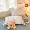 Un par de fundas de almohada de terciopelo de leche engrosadas para otoño e invierno, adecuadas para uso doméstico; fundas de almohada de forro polar de coral, almohadillas para adultos y fundas de almohada (se vende individualmente)