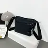 Bolso Bandolera de Moda para Mujer 2026 Nuevo Modelo Bolso de Hombro Simple Ultraligero Gama Alta Nicho Versátil Exquisito Pequeño para Viajar