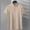Camisa polo masculina de verão lisa, de manga curta, com colarinho, adequada para uso business casual, disponível em várias cores, resistente a rugas e versátil