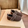 Zapatos de Felpa Cálidos tipo Birkenstock para Niños 2026 Invierno Nuevos Retro de Doble Capa de Algodón y Piel para Niños Medianos y Grandes Suela Suave de Algodón Zapatos Modernos