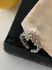 Anillo de Margarita de Lujo Ligero con Diamantes Completos para Mujer, Anillo Sencillo de Diseño de Nicho para Dedo Índice, Anillo Retro