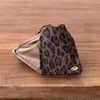 Grampo Triângulo Estampa de Leopardo Retrô Outono e Inverno Feminino de Alta Qualidade Novo Estilo 2025 Grampo de Cabelo Grampo Tubarão Grampo de Cabelo Adorno de Cabeça