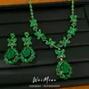 Aretes y collar colgantes de flor de circón vintage, cadena para la clavícula de lujo ligero de alta gama, juego de joyería retro