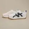 Tênis casuais color block retrô para mulheres, nova coleção de outono 2026, cabedal em couro com cadarços, sapatos femininos estilosos e versáteis