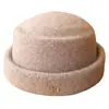 Sombrero pequeño de lana estilo Hepburn boina elegante sombrero tipo cubo sombrero simple versátil sombrero de copa redonda sombrero moderno sombrero de azafata de vuelo a la moda