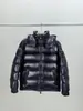 2026 Versión de Gama Alta Etiqueta Original Auténtica en Stock m Mengjia Cuatro Colores Maya90 Chaqueta Corta con Capucha de Plumón de Pato Ropa Exterior