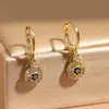 Lote mixto de varios estilos aretes de oro para mujer con colgante geométrico de circón microincrustado joyería de oreja de nicho de alta gama