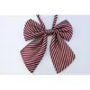Flor de solapa para estudiante Corbata de lazo para mujer Accesorios Corbata de lazo para niña Niño Pequeño de jardín de infantes Mango largo de estudiante de escuela primaria Baile