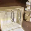 Pendientes de Aro con Tachuelas para TikTok, Pendientes Reversibles Dinámicos de Cola de Pez, Diseño de Moda, Pendientes con Clip Metálicos por Delante y por Detrás