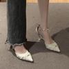 Zapatos de tacón de aguja de corte bajo con punta afilada de moda para mujer 2023 primavera y verano nuevo estilo de hada correa de perlas tacones altos