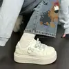 Polvo de Sal Marina para Mujer Verano 2026 Nuevas Versátiles Populares Cuadros Lindos Zapatillas Blancas de Suela Gruesa Marca de Moda