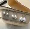 Pendientes de Perla Minimalistas Coreanos y Japoneses para Mujer, Diseño Vintage de Gota de Agua con un Toque de Alta Gama, Elegantes Pendientes de Diseño Nicho Estilo Hong Kong, Nuevo Modelo de Moda