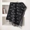 Cachecol Maillard com Franjas Abstratas de Coração Dupla Face para Mulheres Outono Inverno Quente Espessado Atmosfera Retrô Grande Xale Atacado